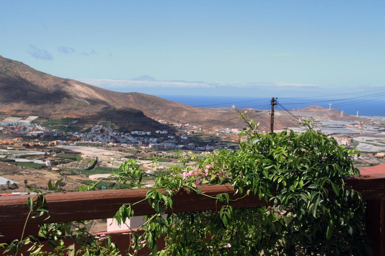 Tonono'S Village Santa Maria de Guia de Gran Canaria Exterior photo